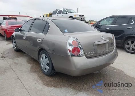 2005 Nissan Altima 2.5 S from USA, damaged, VIN 1N4AL11D45C100956